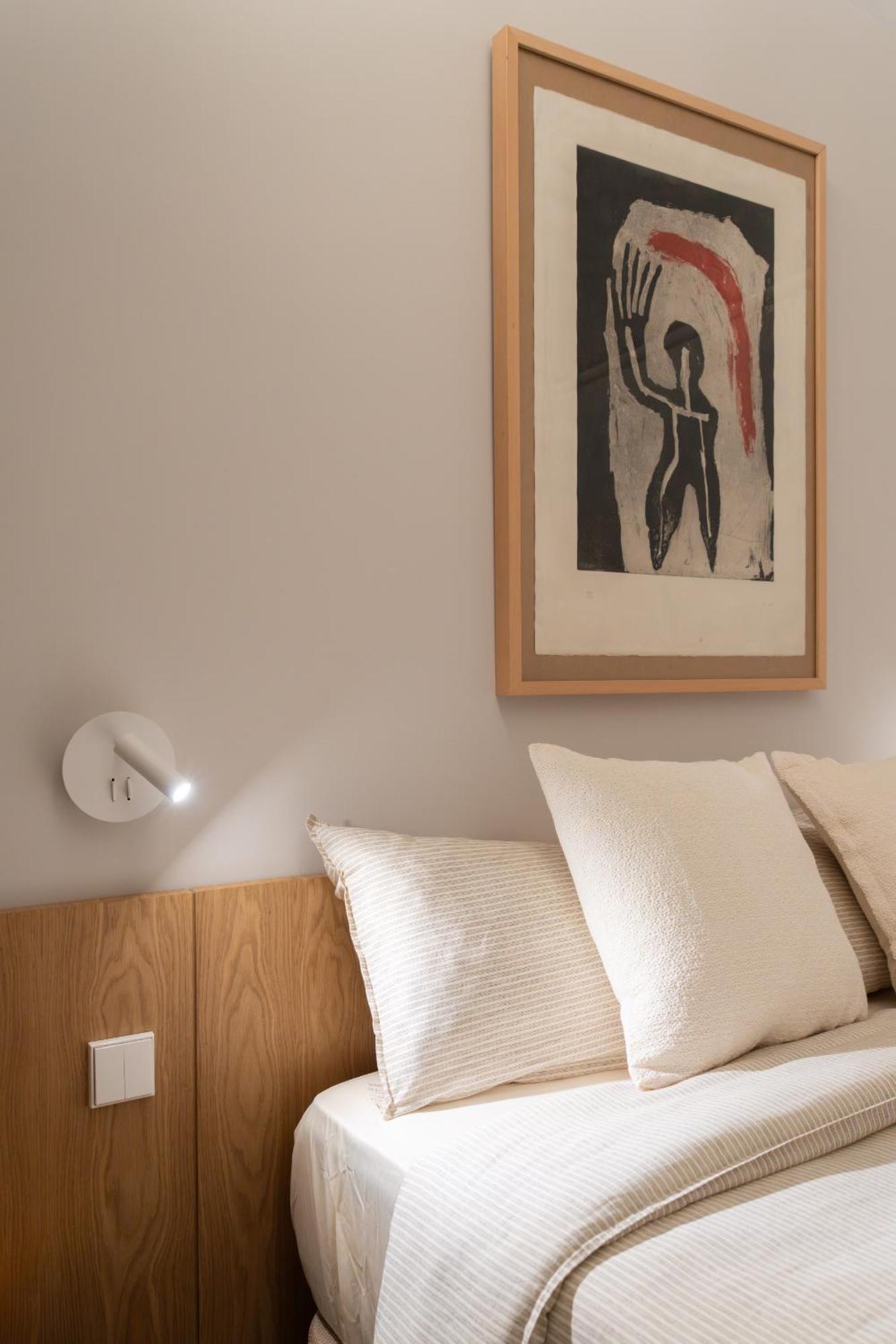 Apartamento Atico Con Terraza De Diseno En El Corazon De La Latina Alquiler Temporal Madri