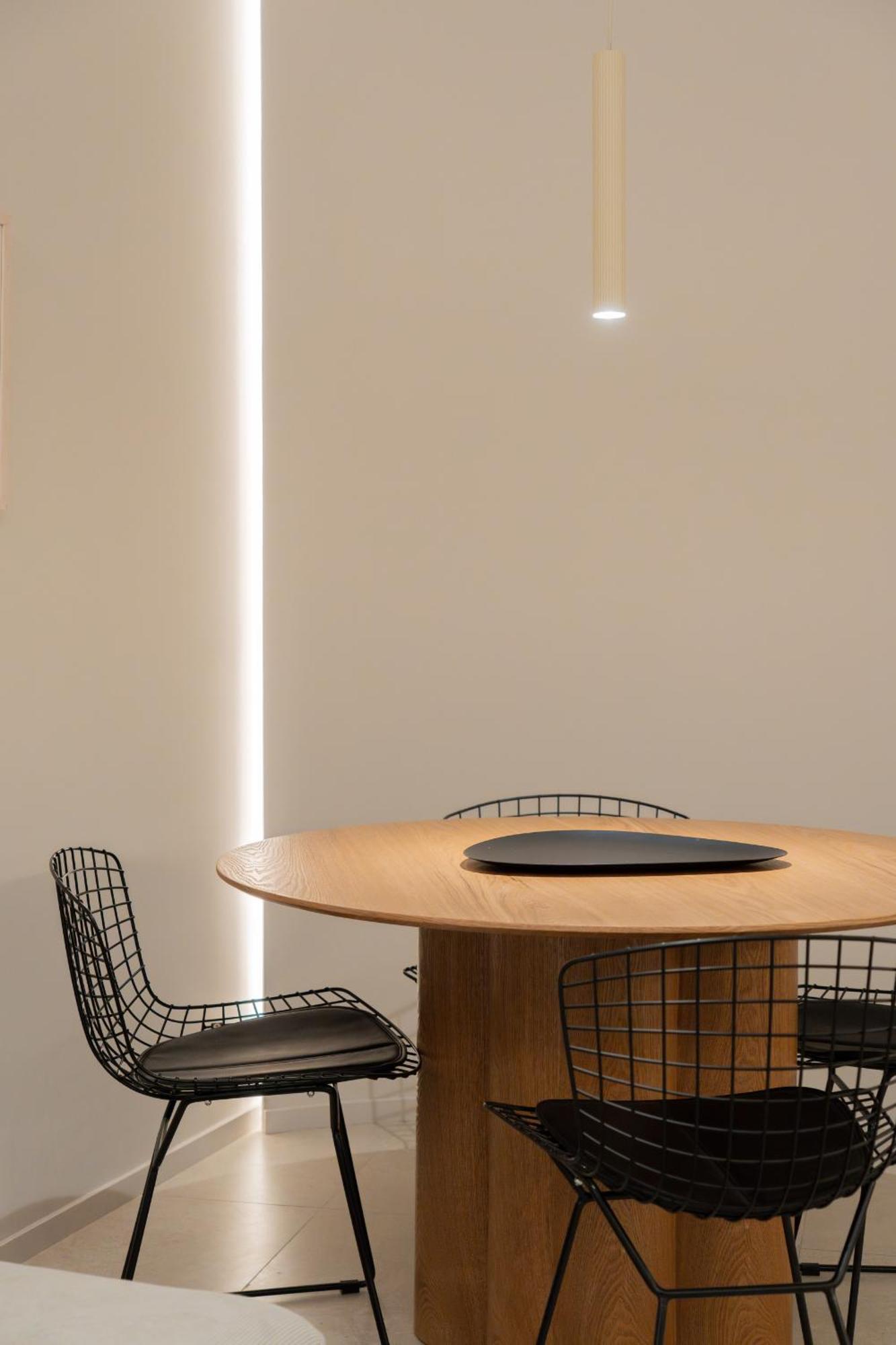 Atico Con Terraza De Diseno En El Corazon De La Latina Alquiler Temporal Apartamento